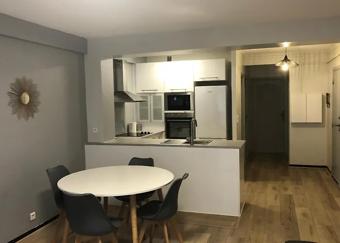 2p Cosy Plein Centre * Antibes